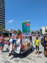 La Marche des Nez et Aka 25 * 3472 x 4624 * (4.78MB)